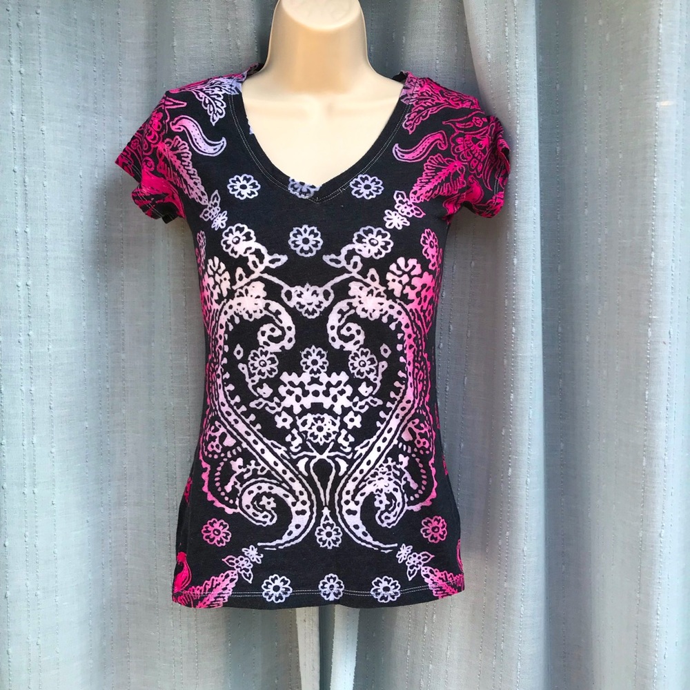 Women’s LOL Vintage XS  soft cute  V neck Tee